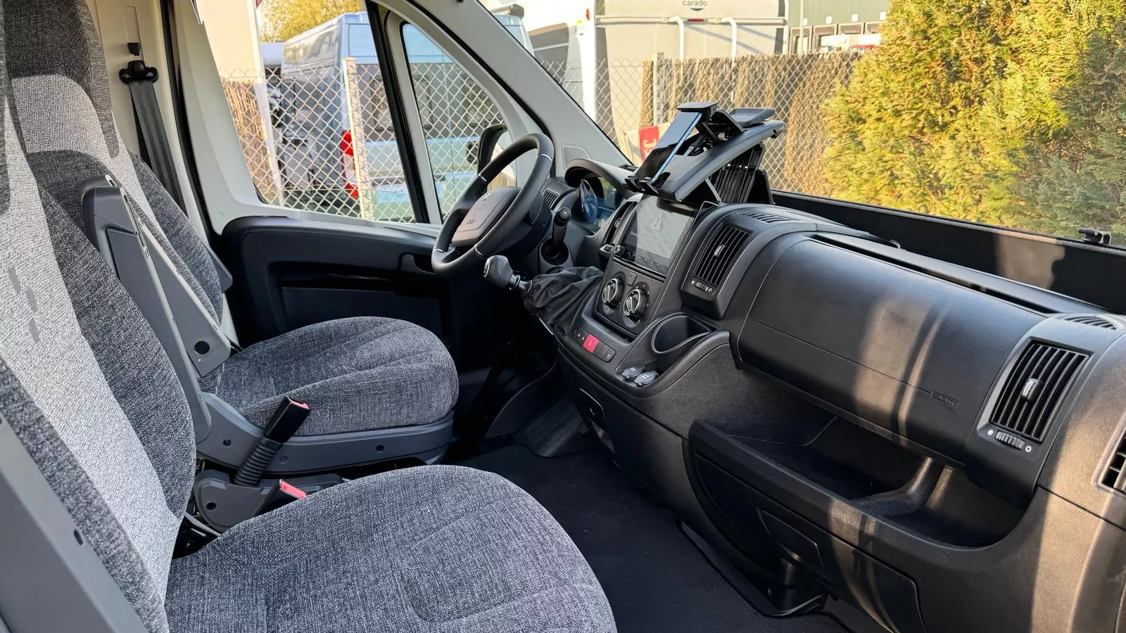 zdjęcie kampera Bravia Mobil Swan 636 P