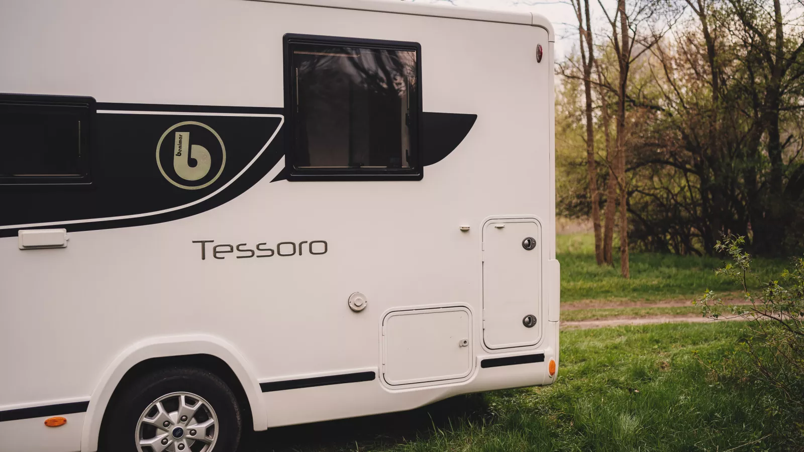 zdjęcie kampera Benimar Tessoro 497