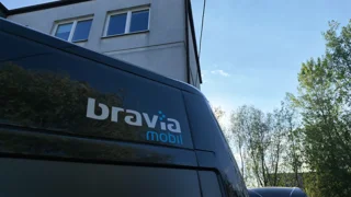 miniatura kampera Bravia Mobil Swan 599 A