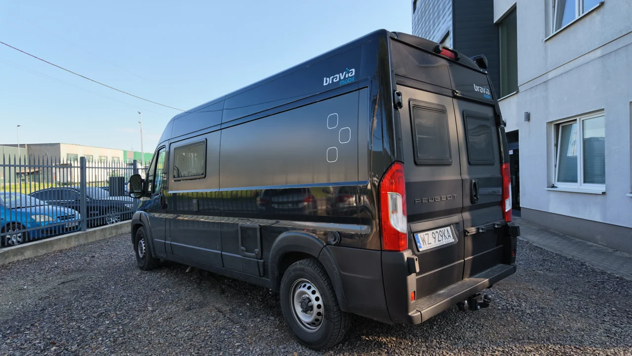 zdjęcie kampera Bravia Mobil Swan 599 A
