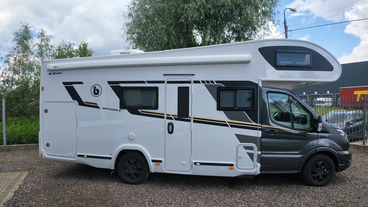 zdjęcie kampera Benimar Sport 344